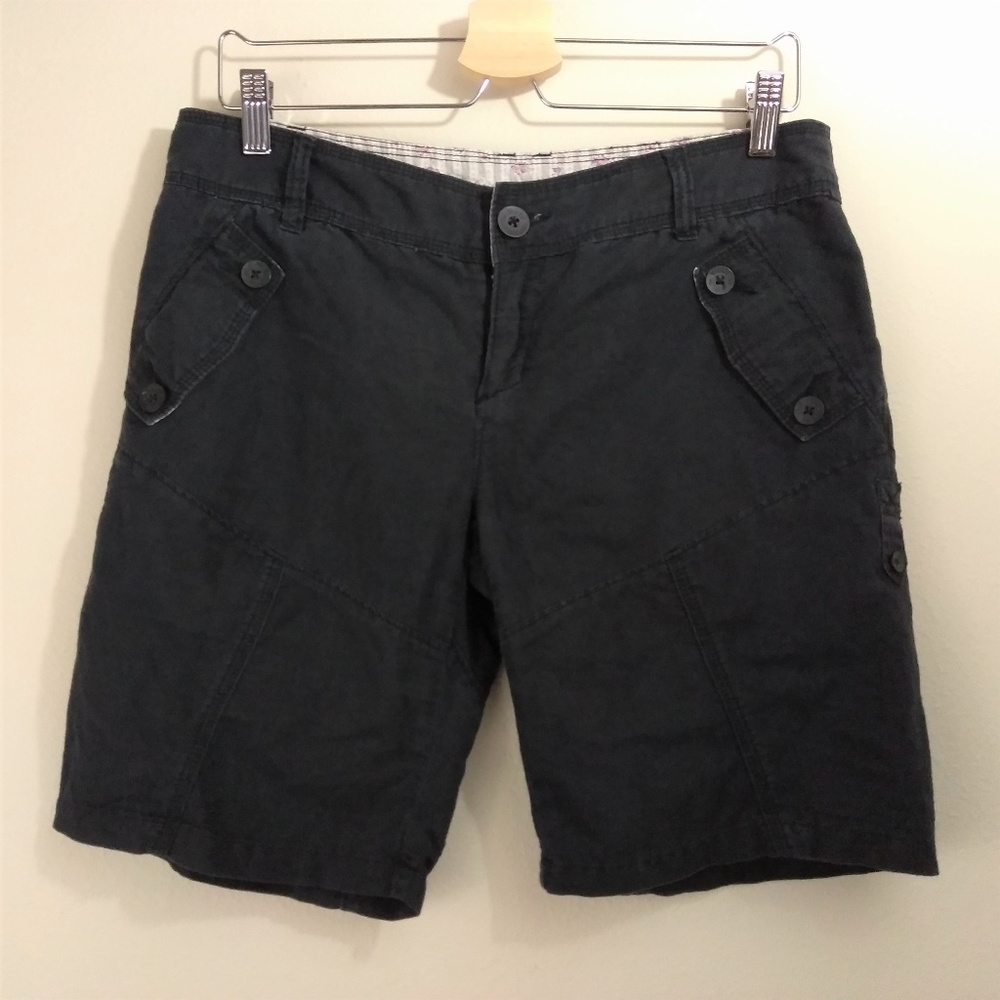 Free People size 8 linen/cotton bermuda shorts